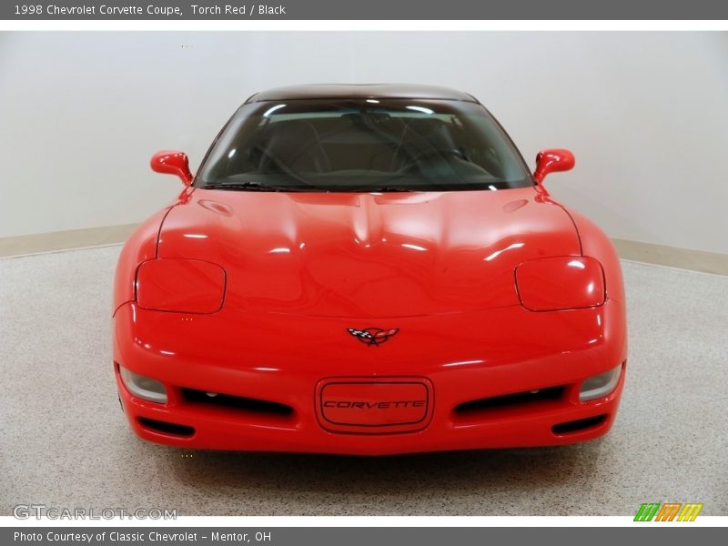 Torch Red / Black 1998 Chevrolet Corvette Coupe