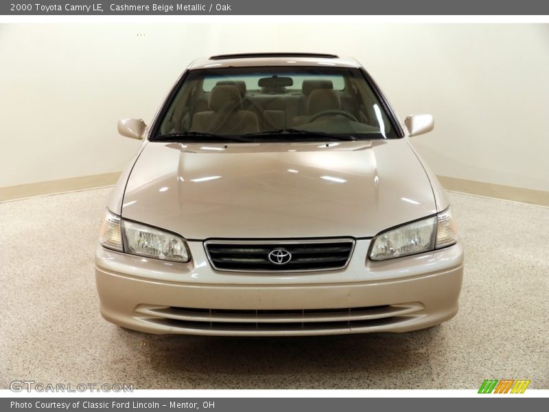 Cashmere Beige Metallic / Oak 2000 Toyota Camry LE