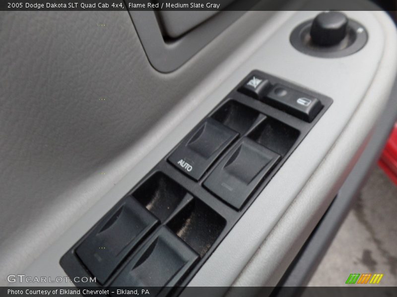 Flame Red / Medium Slate Gray 2005 Dodge Dakota SLT Quad Cab 4x4