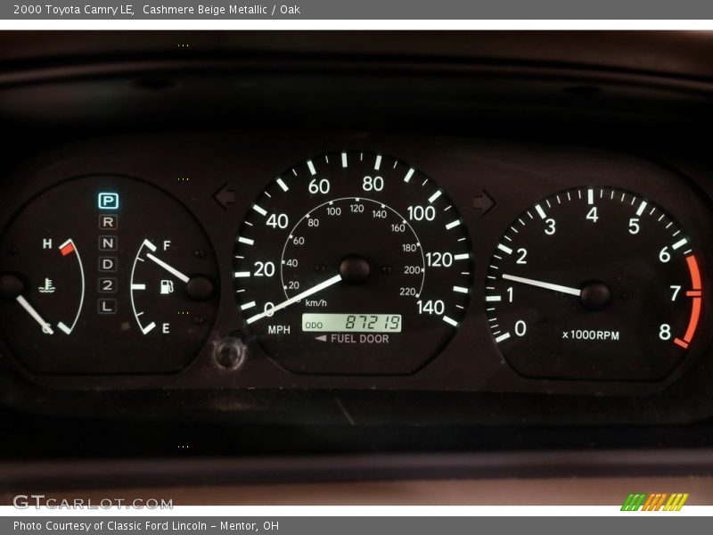 Cashmere Beige Metallic / Oak 2000 Toyota Camry LE