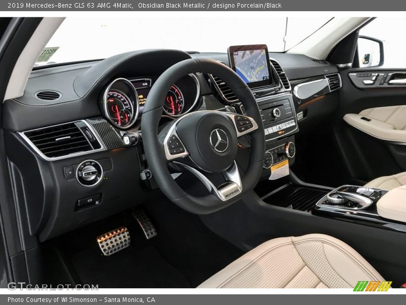 Obsidian Black Metallic / designo Porcelain/Black 2019 Mercedes-Benz GLS 63 AMG 4Matic