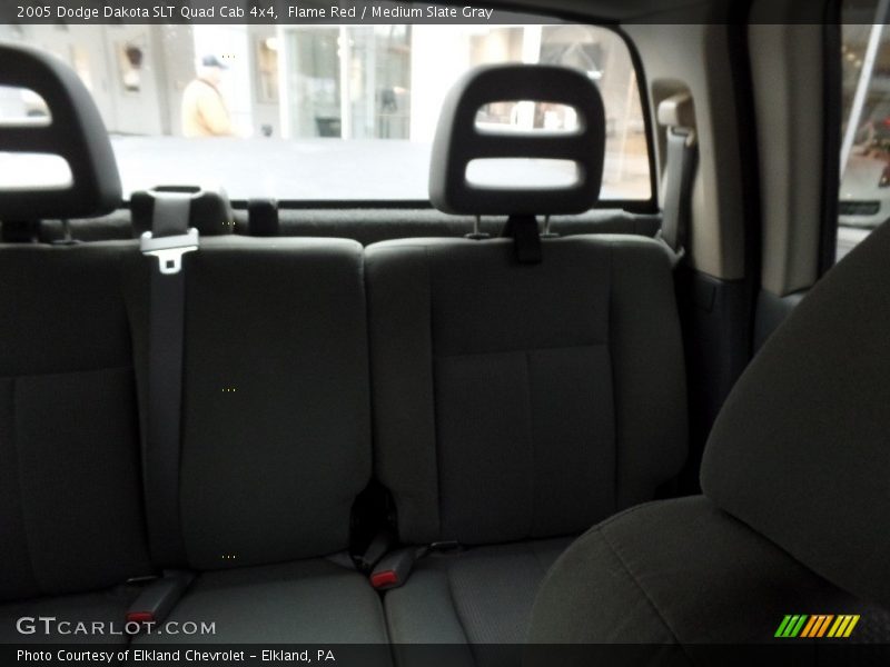 Flame Red / Medium Slate Gray 2005 Dodge Dakota SLT Quad Cab 4x4