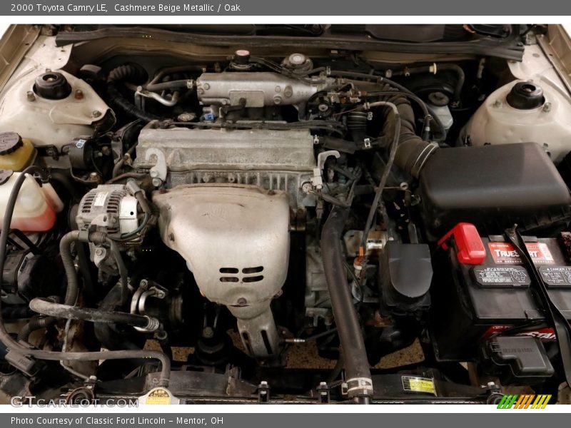 Cashmere Beige Metallic / Oak 2000 Toyota Camry LE