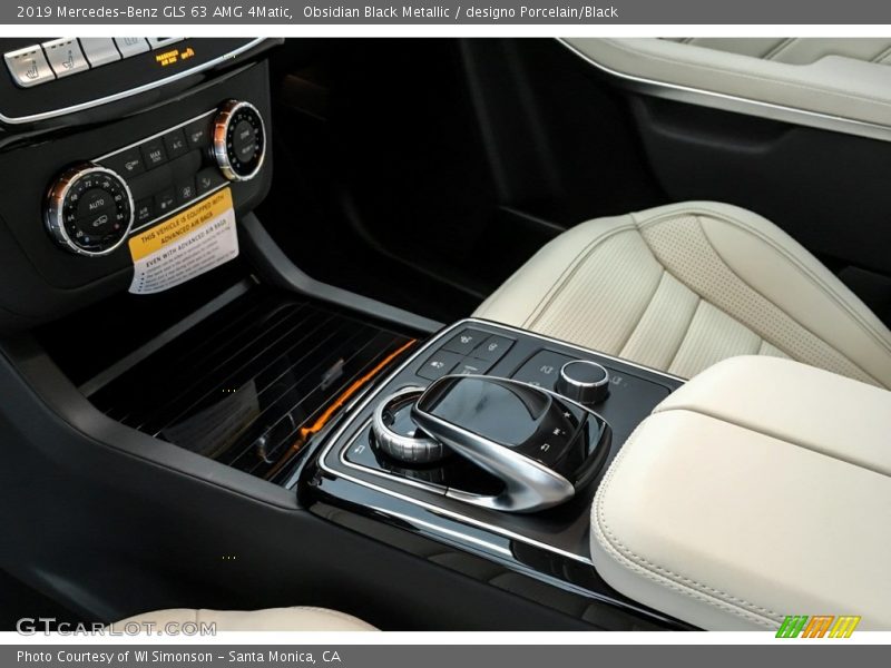 Obsidian Black Metallic / designo Porcelain/Black 2019 Mercedes-Benz GLS 63 AMG 4Matic