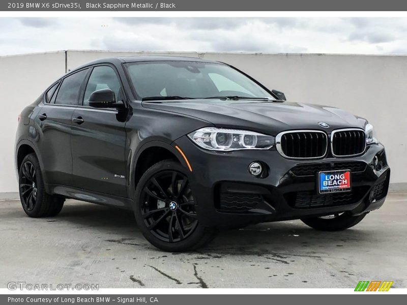 Front 3/4 View of 2019 X6 sDrive35i