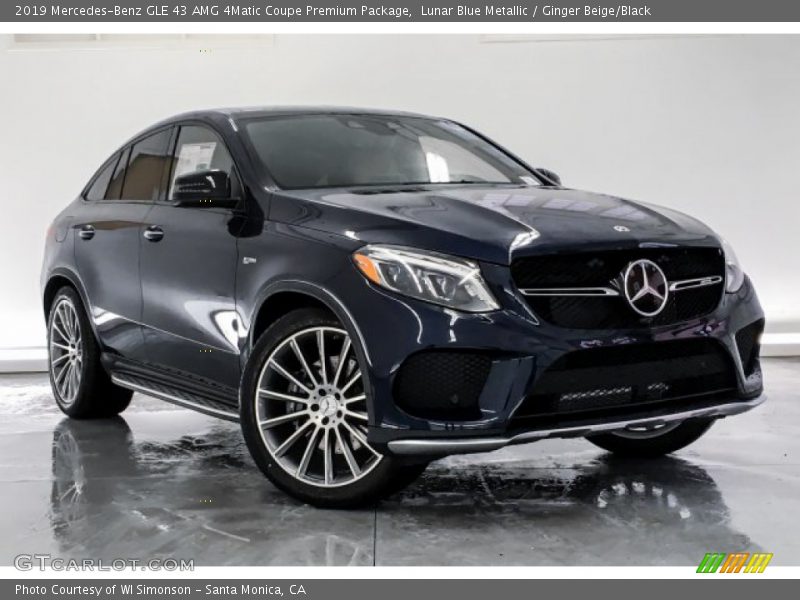 Front 3/4 View of 2019 GLE 43 AMG 4Matic Coupe Premium Package
