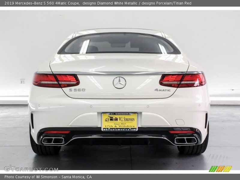 designo Diamond White Metallic / designo Porcelain/Titian Red 2019 Mercedes-Benz S 560 4Matic Coupe