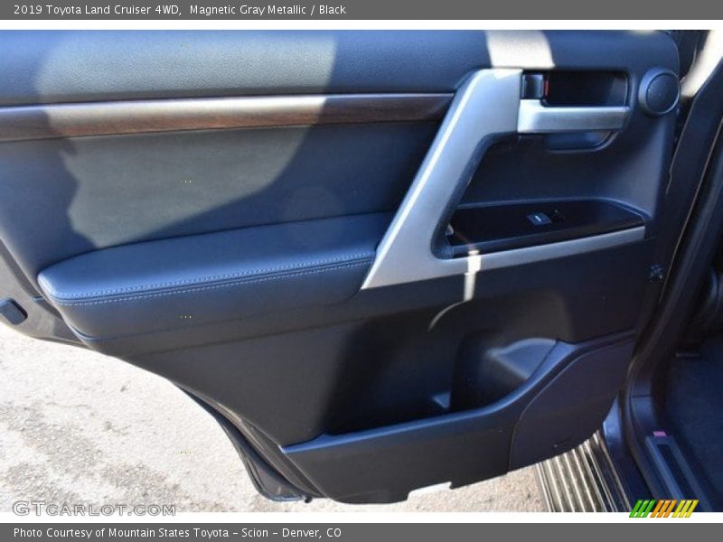 Magnetic Gray Metallic / Black 2019 Toyota Land Cruiser 4WD
