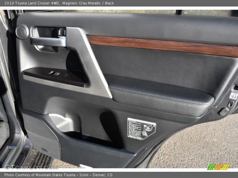 Magnetic Gray Metallic / Black 2019 Toyota Land Cruiser 4WD