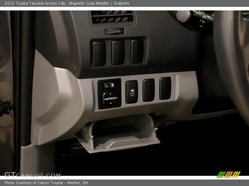 Magnetic Gray Metallic / Graphite 2013 Toyota Tacoma Access Cab
