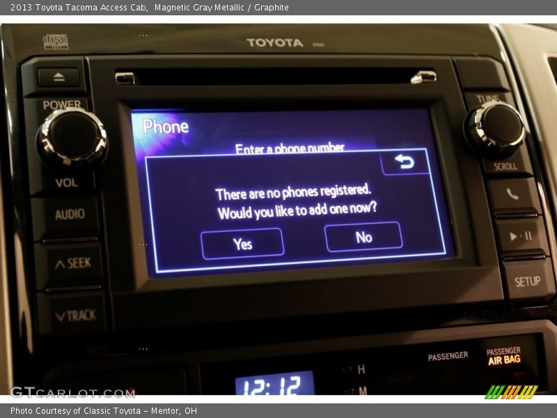 Magnetic Gray Metallic / Graphite 2013 Toyota Tacoma Access Cab