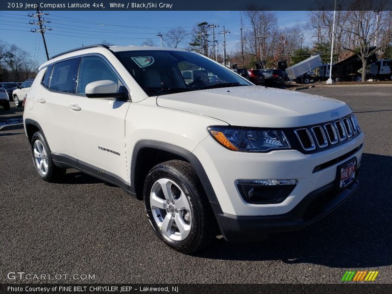 White / Black/Ski Gray 2019 Jeep Compass Latitude 4x4