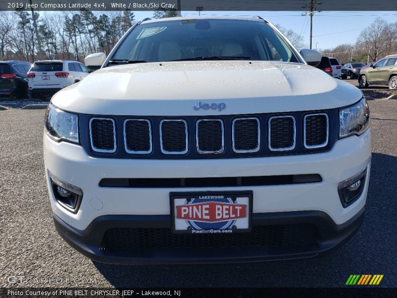 White / Black/Ski Gray 2019 Jeep Compass Latitude 4x4