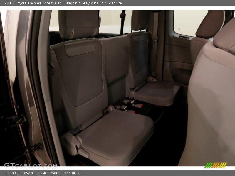Magnetic Gray Metallic / Graphite 2013 Toyota Tacoma Access Cab