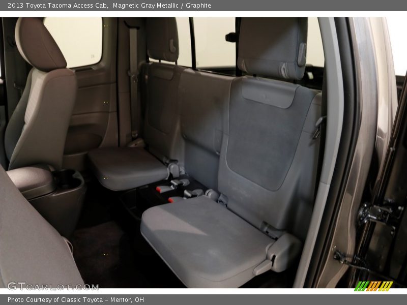 Magnetic Gray Metallic / Graphite 2013 Toyota Tacoma Access Cab