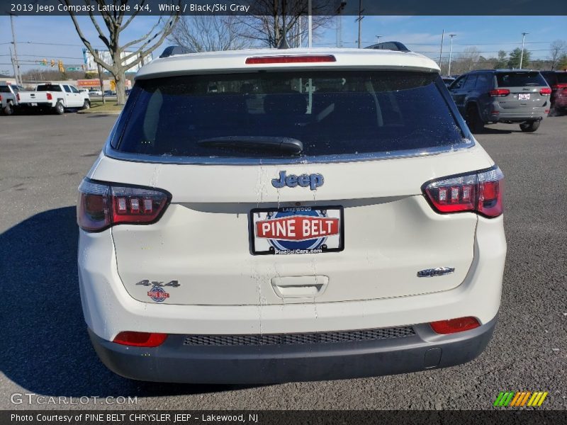 White / Black/Ski Gray 2019 Jeep Compass Latitude 4x4