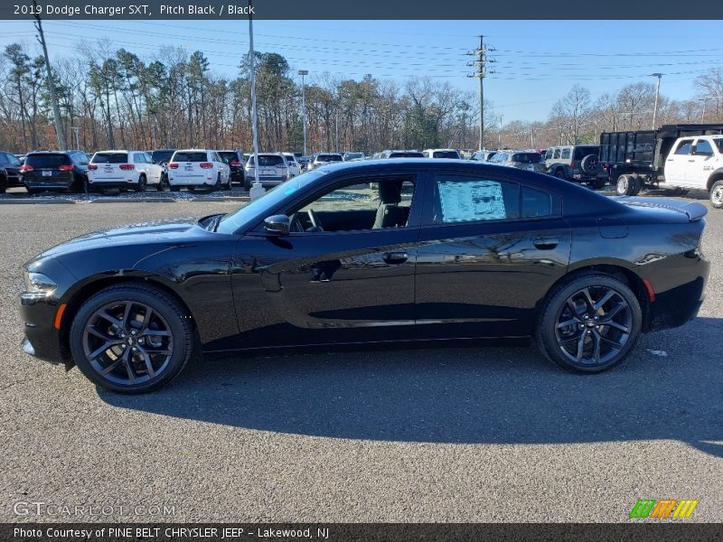 Pitch Black / Black 2019 Dodge Charger SXT