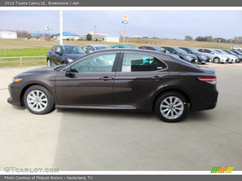 Brownstone / Ash 2019 Toyota Camry LE