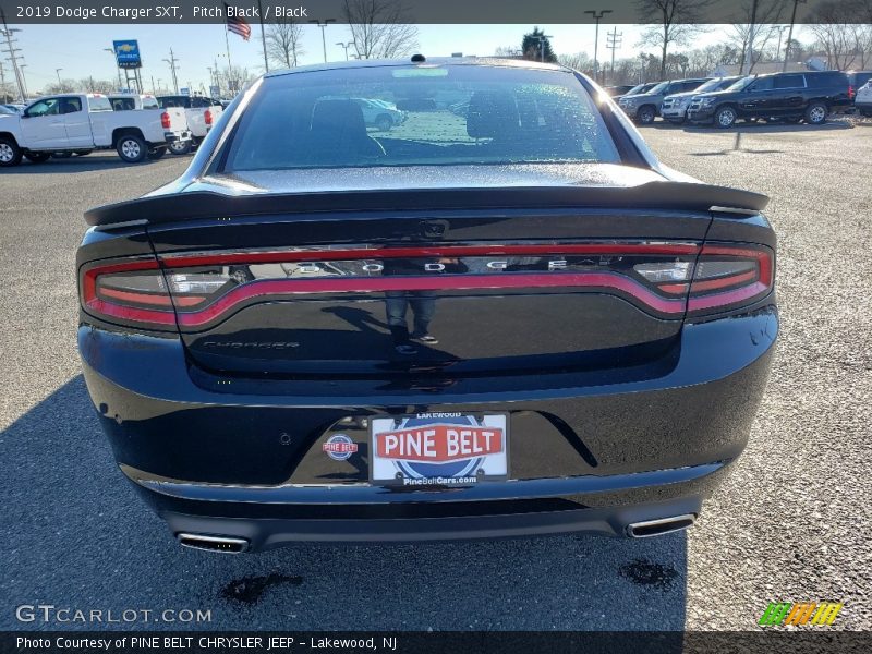 Pitch Black / Black 2019 Dodge Charger SXT