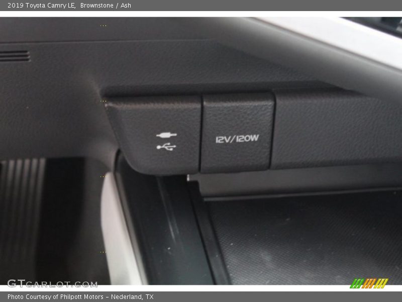 Brownstone / Ash 2019 Toyota Camry LE