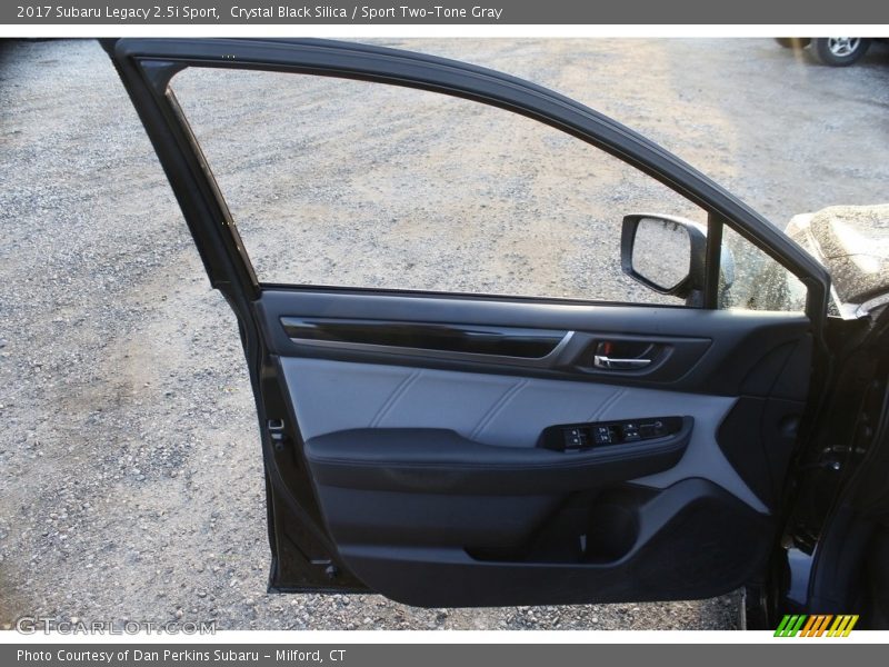 Crystal Black Silica / Sport Two-Tone Gray 2017 Subaru Legacy 2.5i Sport