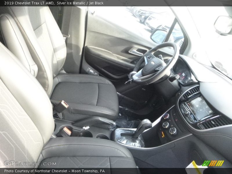 Silver Ice Metallic / Jet Black 2019 Chevrolet Trax LT AWD