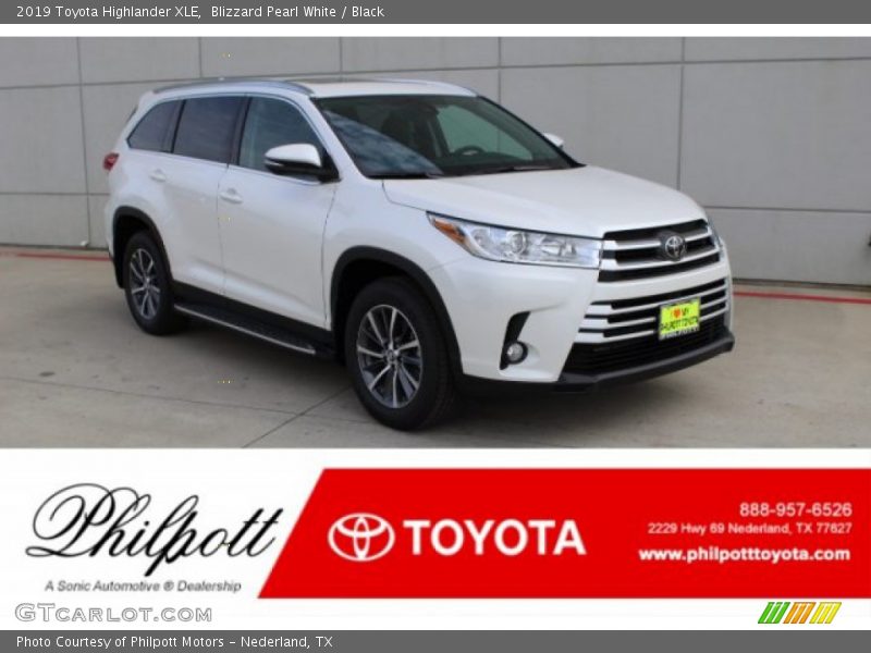Blizzard Pearl White / Black 2019 Toyota Highlander XLE