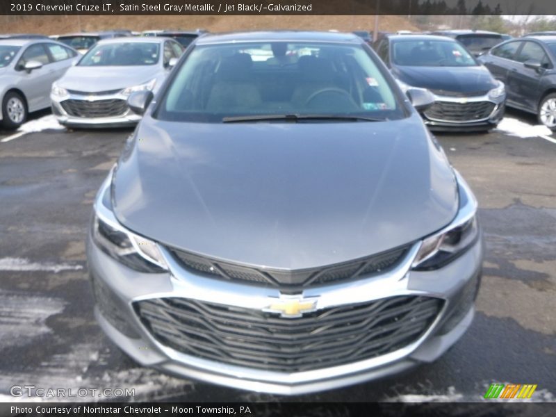 Satin Steel Gray Metallic / Jet Black/­Galvanized 2019 Chevrolet Cruze LT