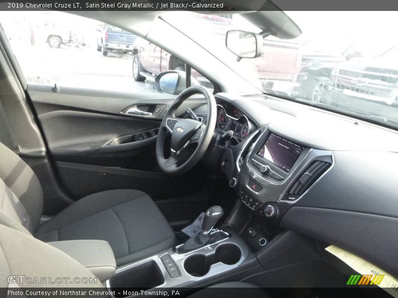 Satin Steel Gray Metallic / Jet Black/­Galvanized 2019 Chevrolet Cruze LT