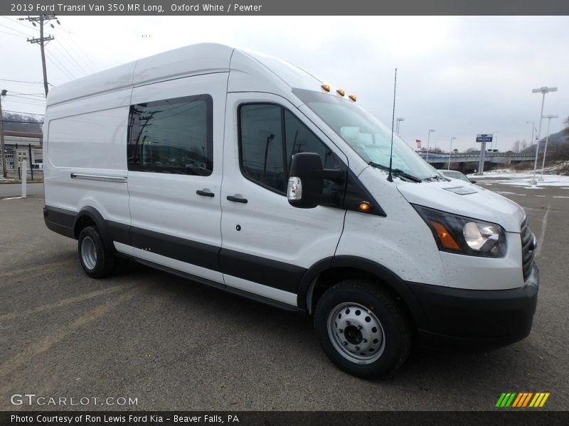 Front 3/4 View of 2019 Transit Van 350 MR Long