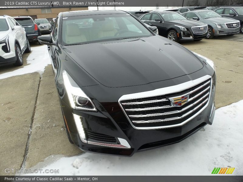 Black Raven / Very Light Cashmere 2019 Cadillac CTS Luxury AWD