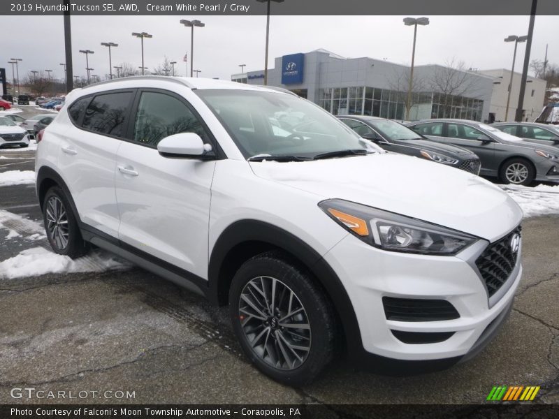 Front 3/4 View of 2019 Tucson SEL AWD