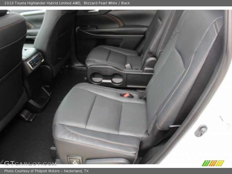 Blizzard Pearl White / Black 2019 Toyota Highlander Hybrid Limited AWD