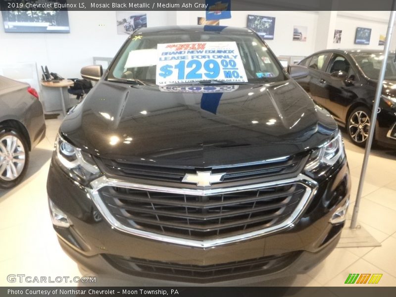 Mosaic Black Metallic / Medium Ash Gray 2019 Chevrolet Equinox LS
