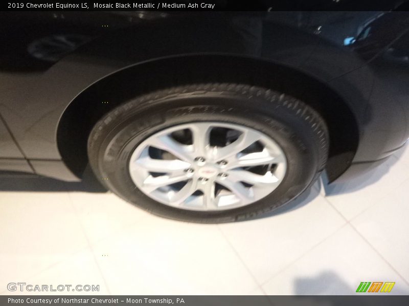 Mosaic Black Metallic / Medium Ash Gray 2019 Chevrolet Equinox LS