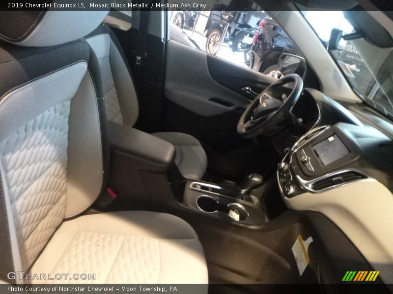 Mosaic Black Metallic / Medium Ash Gray 2019 Chevrolet Equinox LS