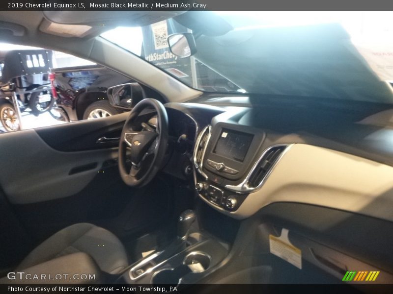 Mosaic Black Metallic / Medium Ash Gray 2019 Chevrolet Equinox LS