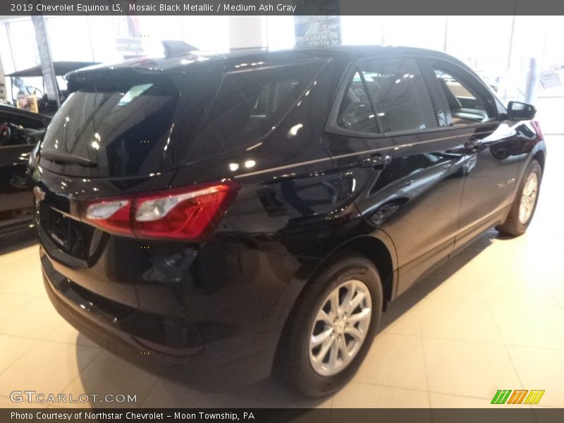 Mosaic Black Metallic / Medium Ash Gray 2019 Chevrolet Equinox LS