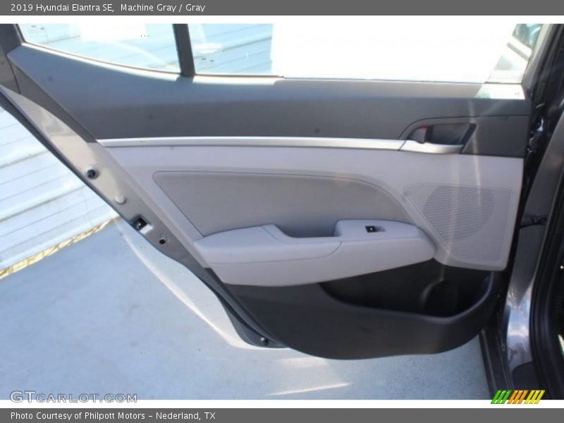 Machine Gray / Gray 2019 Hyundai Elantra SE