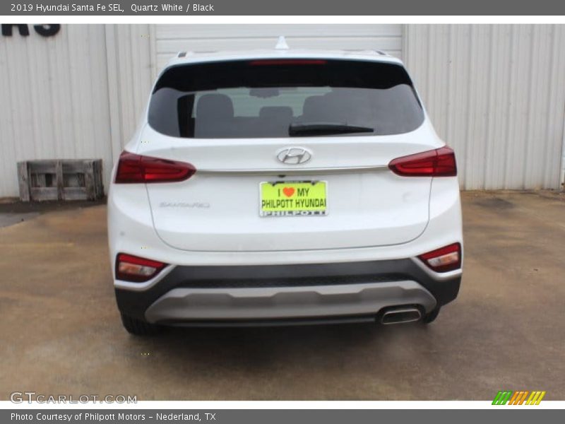 Quartz White / Black 2019 Hyundai Santa Fe SEL