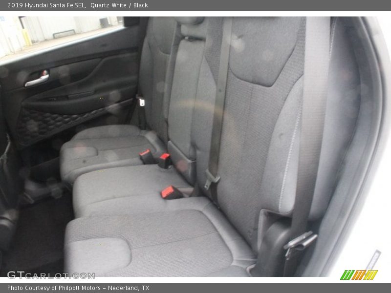 Quartz White / Black 2019 Hyundai Santa Fe SEL