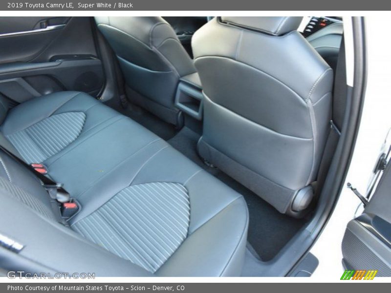 Super White / Black 2019 Toyota Camry LE