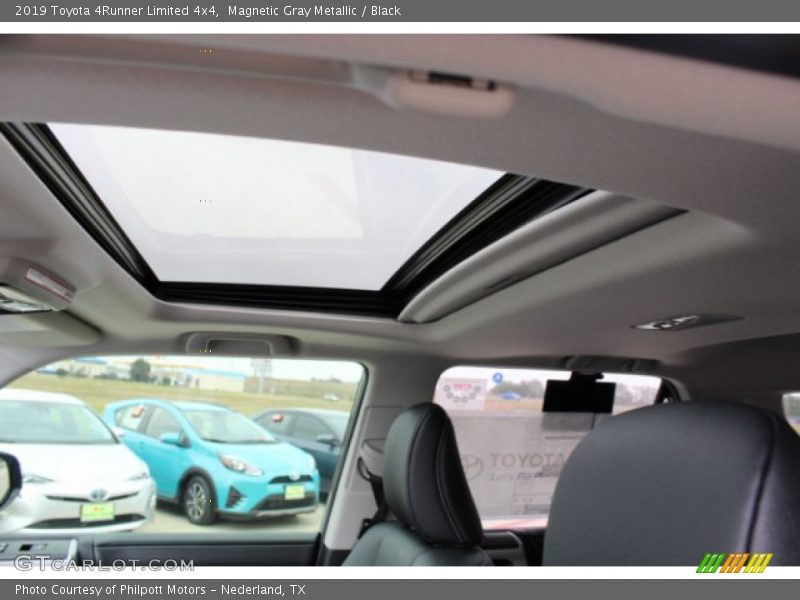 Magnetic Gray Metallic / Black 2019 Toyota 4Runner Limited 4x4