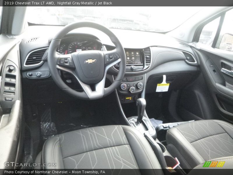 Nightfall Gray Metallic / Jet Black 2019 Chevrolet Trax LT AWD