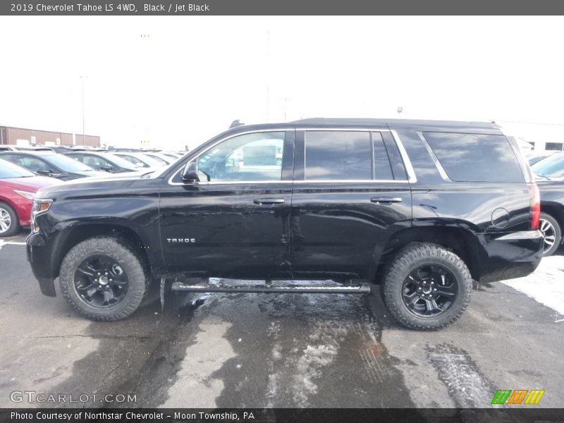Black / Jet Black 2019 Chevrolet Tahoe LS 4WD