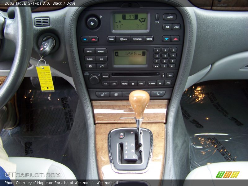 Black / Dove 2003 Jaguar S-Type 3.0