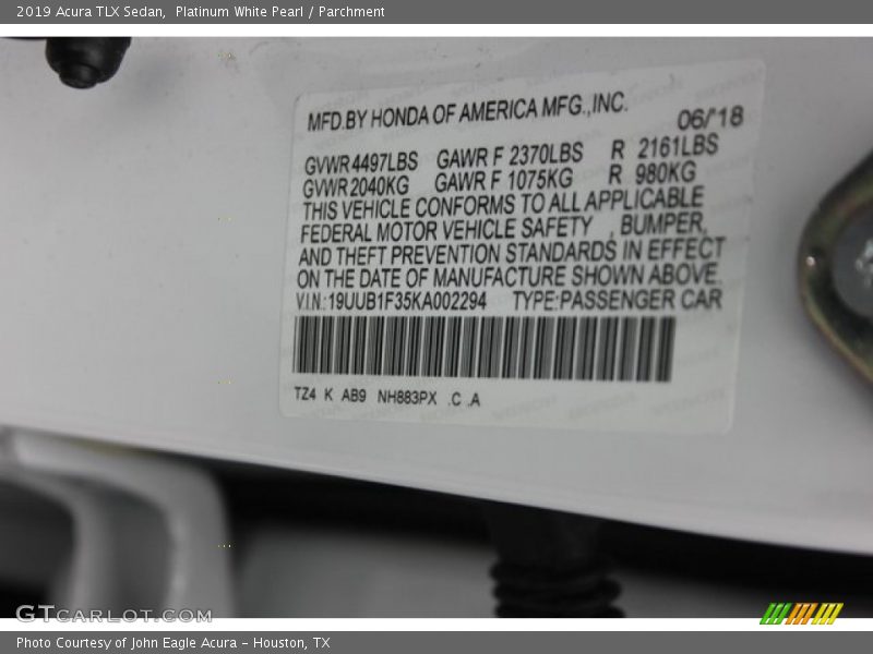 Platinum White Pearl / Parchment 2019 Acura TLX Sedan