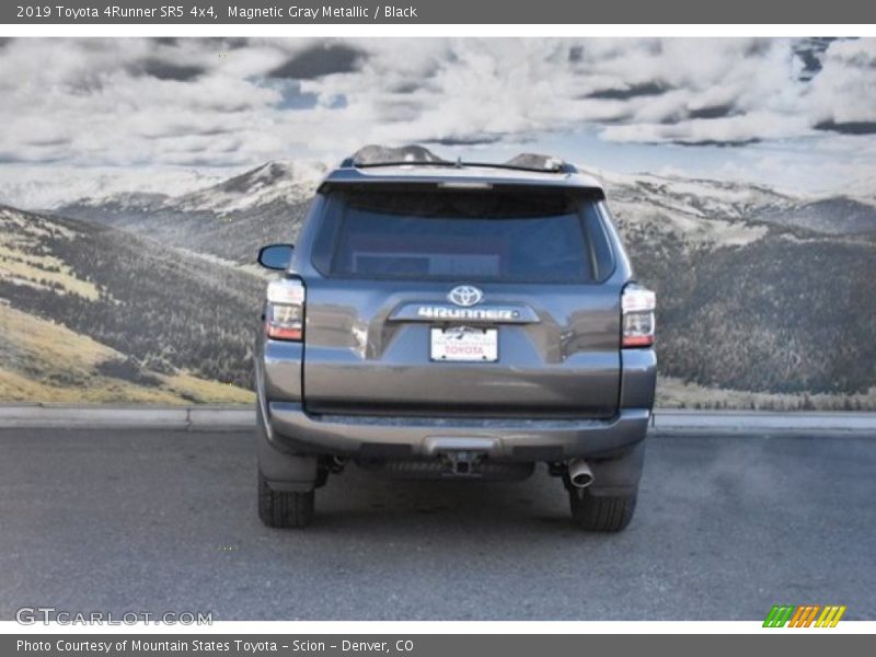 Magnetic Gray Metallic / Black 2019 Toyota 4Runner SR5 4x4