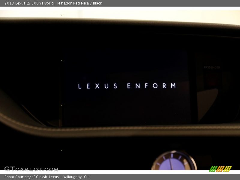 Matador Red Mica / Black 2013 Lexus ES 300h Hybrid