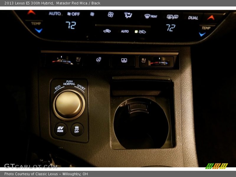 Matador Red Mica / Black 2013 Lexus ES 300h Hybrid